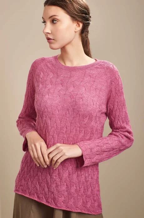 Weiss Pullover aus Alpaka mit Zopfmuster 